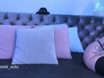 girl
        naomii_soto cam image #6823594