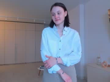 girl
        megancooks cam image #1071742