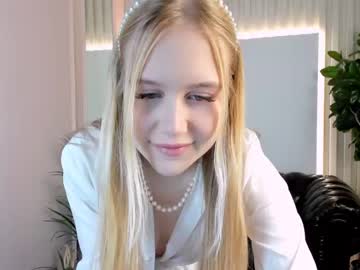 girl
        your_alien_bella cam image #148854