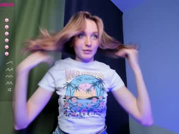 girl
        bryrecutee cam image #1958064