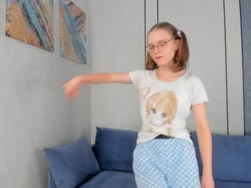 girl
        marianbodge cam image #4533833