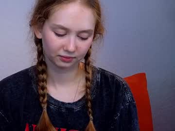 girl
        lizzy_cutie cam image #4988057
