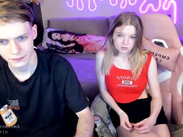 couple
        angell_rina cam image #3638914