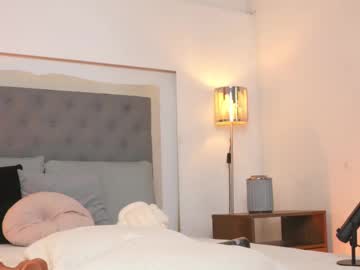 girl
        victoria__rossi cam image #6395655