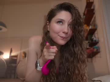girl
        mia_elfie cam image #6988816