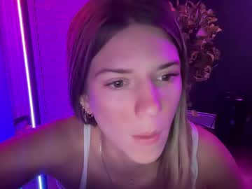 girl
        oliviahansleyy cam image #6011495