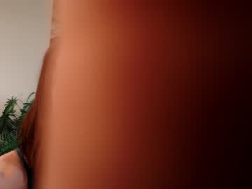 girl
        jennycutey cam image #1292740
