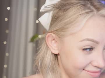 girl
        viaangel_ cam image #5593013