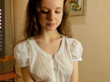 girl
        maryrogersa cam image #2326186