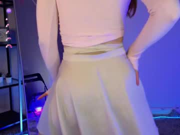 girl
        elfiecollins cam image #6372471