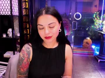 girl
        alma_pearl cam image #4324148