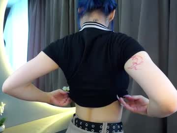 girl
        merciabawden cam image #6816360