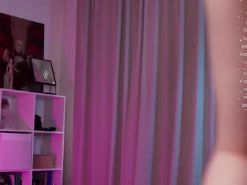 girl
        holliwould_ cam image #4521141