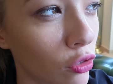 girl
        _demi_dee_ cam image #4352619
