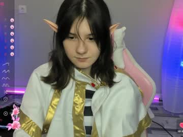 girl
        raiden_maid cam image #4929192
