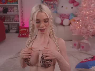 girl
        bunnydollstella cam image #5800967