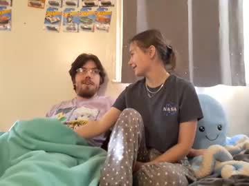 couple
        feetpirincess69 cam image #3005568