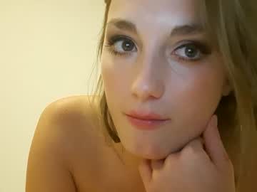 girl
        xkitycatx cam image #2240269