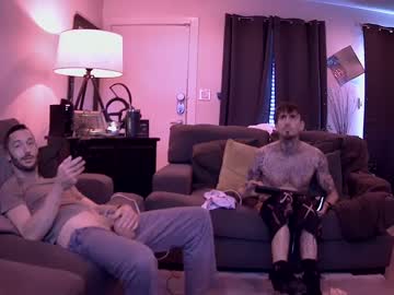 couple
        mrlongjohnsonn cam image #2573439