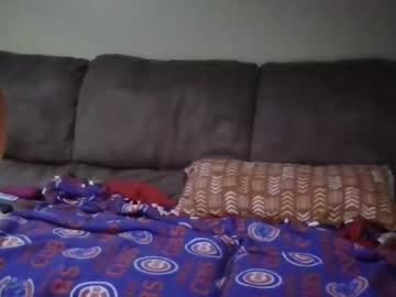 girl
        kyjelly420420 cam image #568199