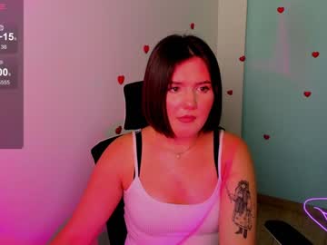 girl
        jennie_berry cam image #4674060