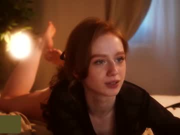 girl
        lizzy_blaze cam image #6808032
