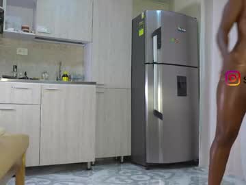 girl
        sow_fitt cam image #2882636