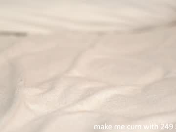 girl
        dovia cam image #2228114