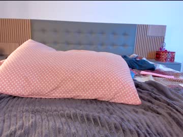 girl
        lovexxxpink cam image #825655