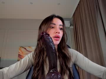 girl
        kriss_baby_ cam image #5822983