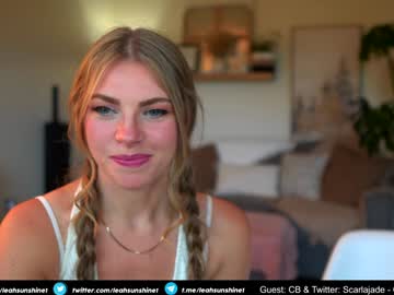 girl
        scarlajade cam image #4379238