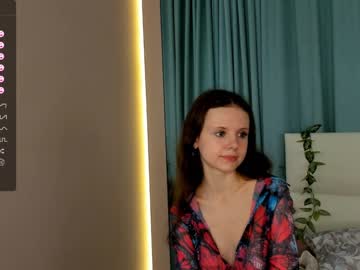 girl
        maryrogersa cam image #2459811