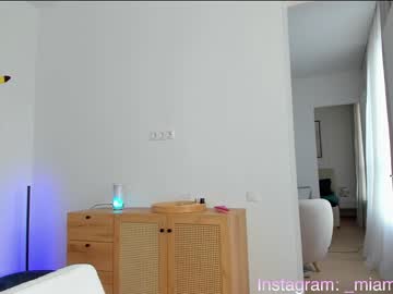 girl
        knee_ling cam image #2191287