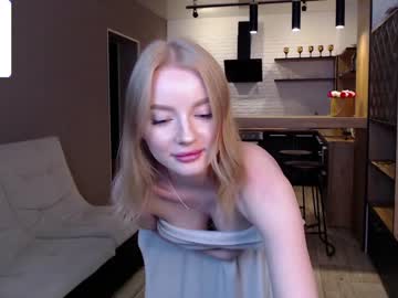 girl
        adrykilly cam image #1662425
