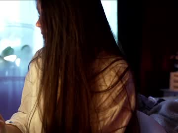 girl
        laurenbrite cam image #6916543