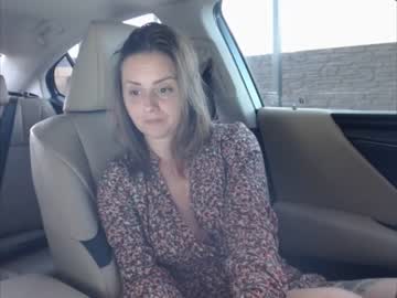 girl
        juicy_peach88 cam image #1475741