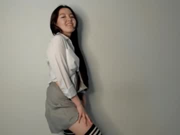 girl
        patriciahills cam image #1430577