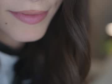 girl
        emyii cam image #6347097