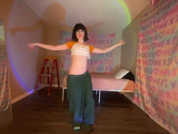 girl
        hexivu cam image #6572667
