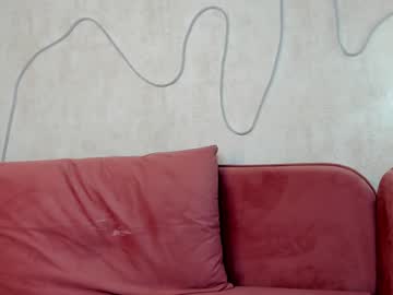 girl
        ammibrooks cam image #5960362