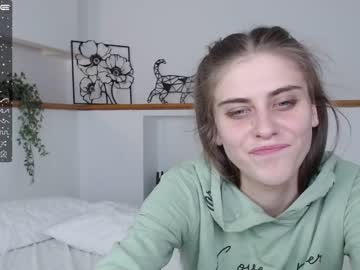 girl
        littlee_k1tty cam image #729074