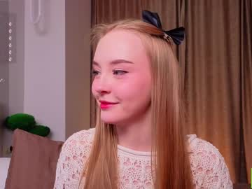 girl
        lissa_meooow cam image #3861945