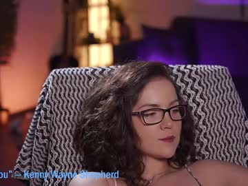 girl
        tiffanyriox cam image #6981086