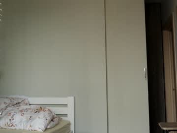 girl
        ronny_ponny cam image #4209962