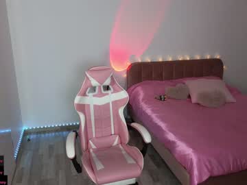 girl
        deniseone cam image #3120253