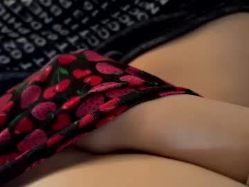 girl
        shhhhforme cam image #6194267