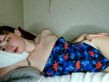 girl
        justamazingamy cam image #783329