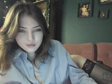 girl
        bmwm5f90 cam image #5800749