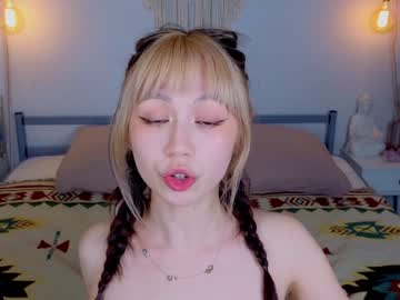 girl
        y_u_m_i_k_a cam image #807692