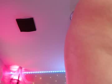 girl
        milf_lacey cam image #5914825